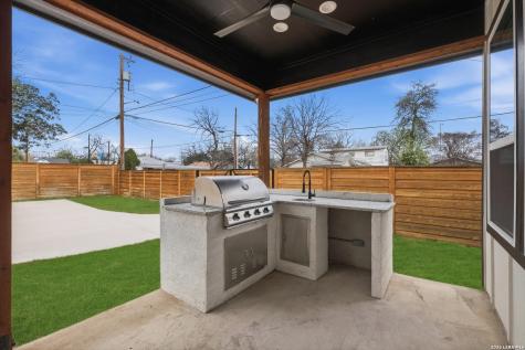 331 E Lambert Street San Antonio TX 78204
