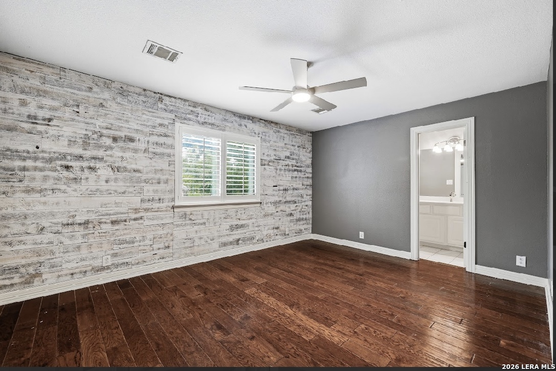 27 Stonewall Bend San Antonio TX 78256