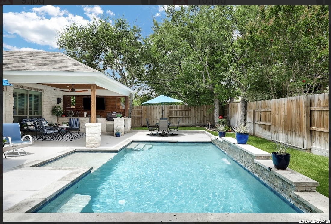27 Stonewall Bend San Antonio TX 78256