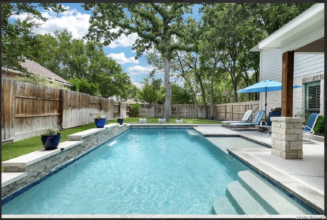 27 Stonewall Bend San Antonio TX 78256