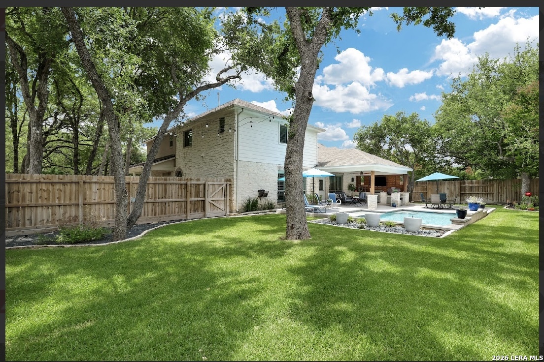 27 Stonewall Bend San Antonio TX 78256