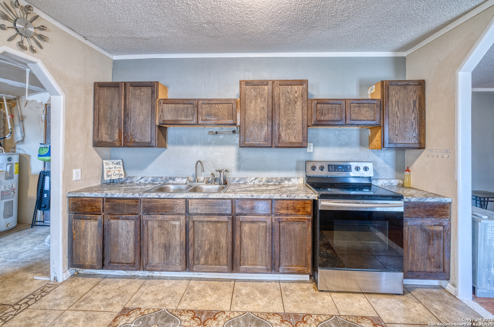 217 Carrizo Hill Carrizo Springs TX 78834