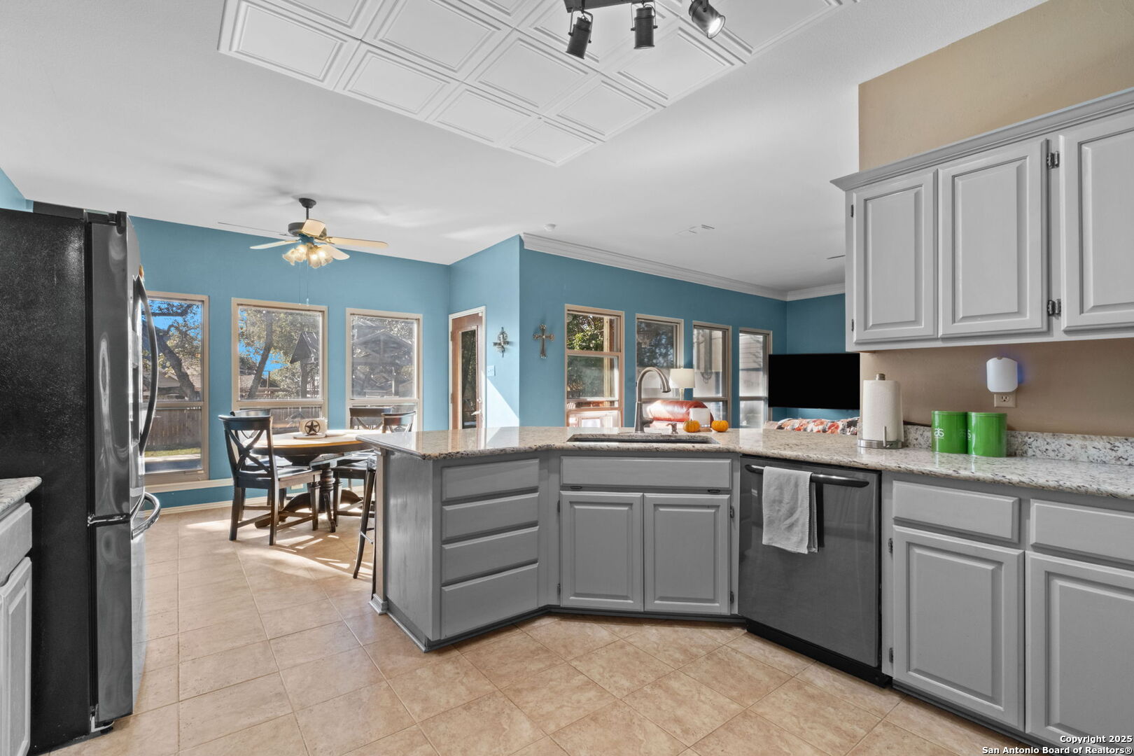 1111 Venado Vista San Antonio TX 78216