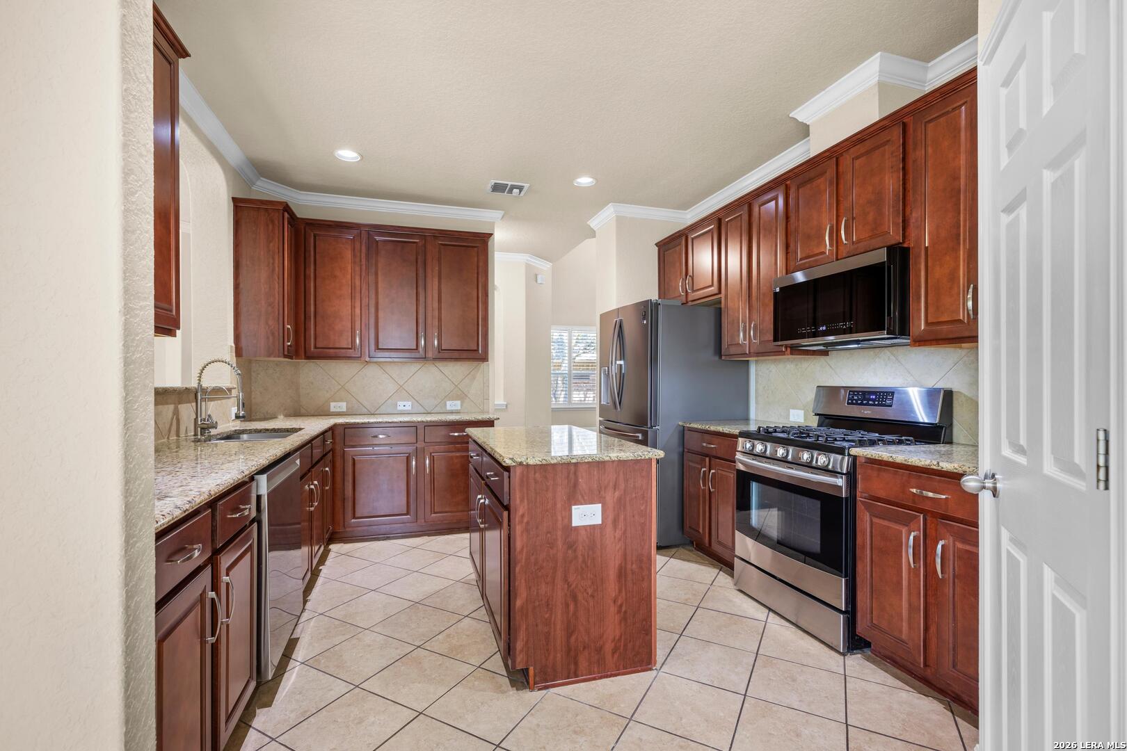 6259 Ozona Mill San Antonio TX 78253