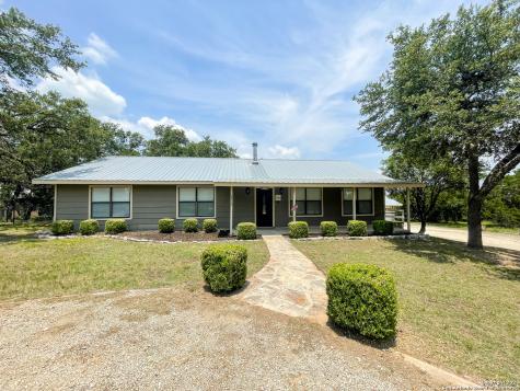 3015 Oak Hollow Drive New Braunfels TX 78132
