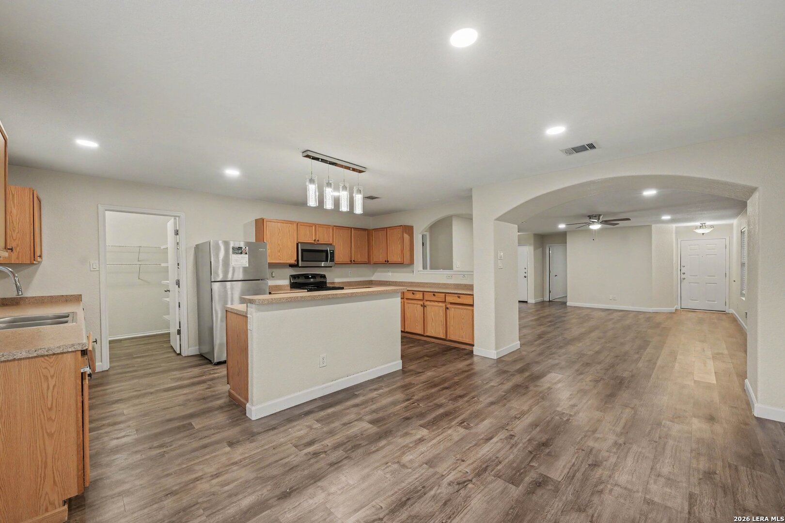 8715 Laguna San Antonio TX 78251