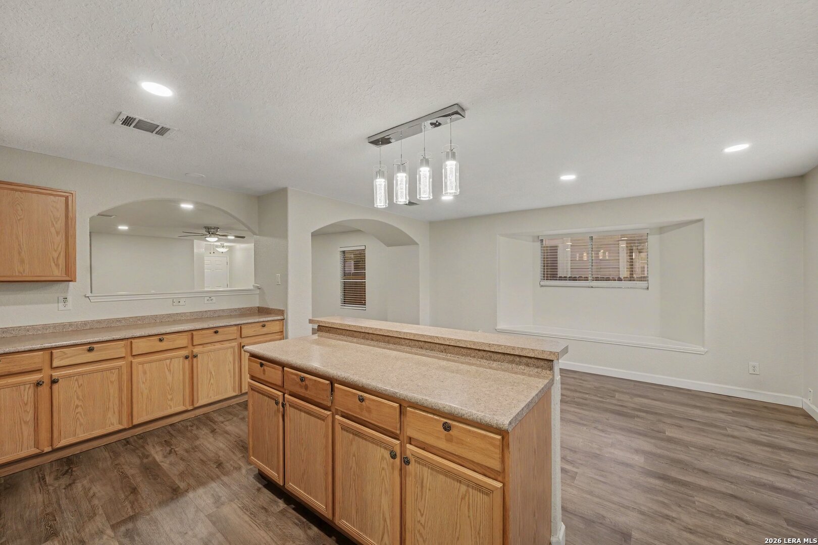 8715 Laguna San Antonio TX 78251