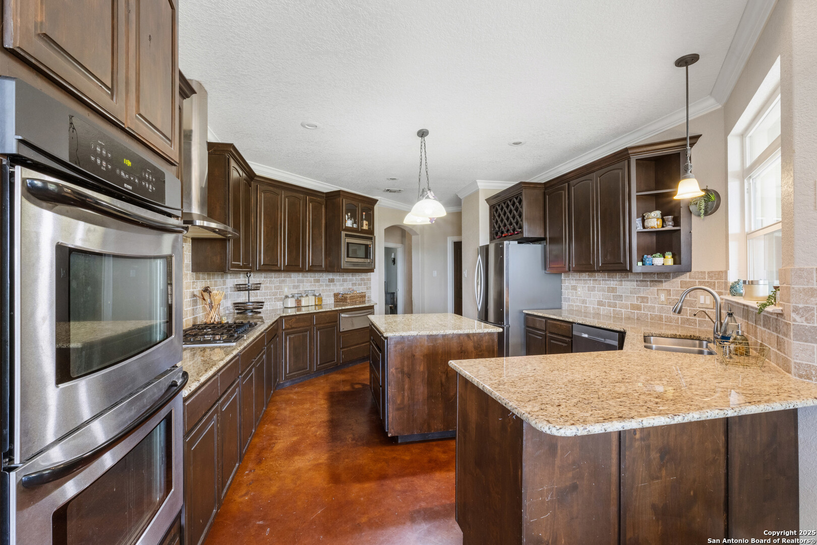 165 County Road 2740 Mico TX 78056