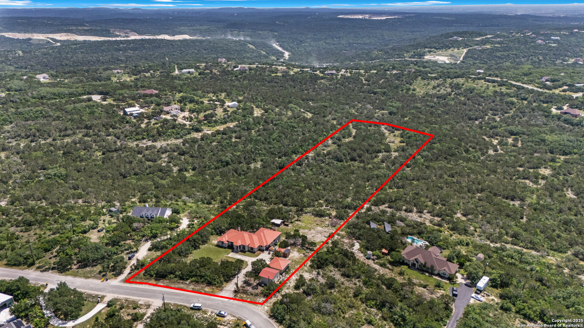 165 County Road 2740 Mico TX 78056