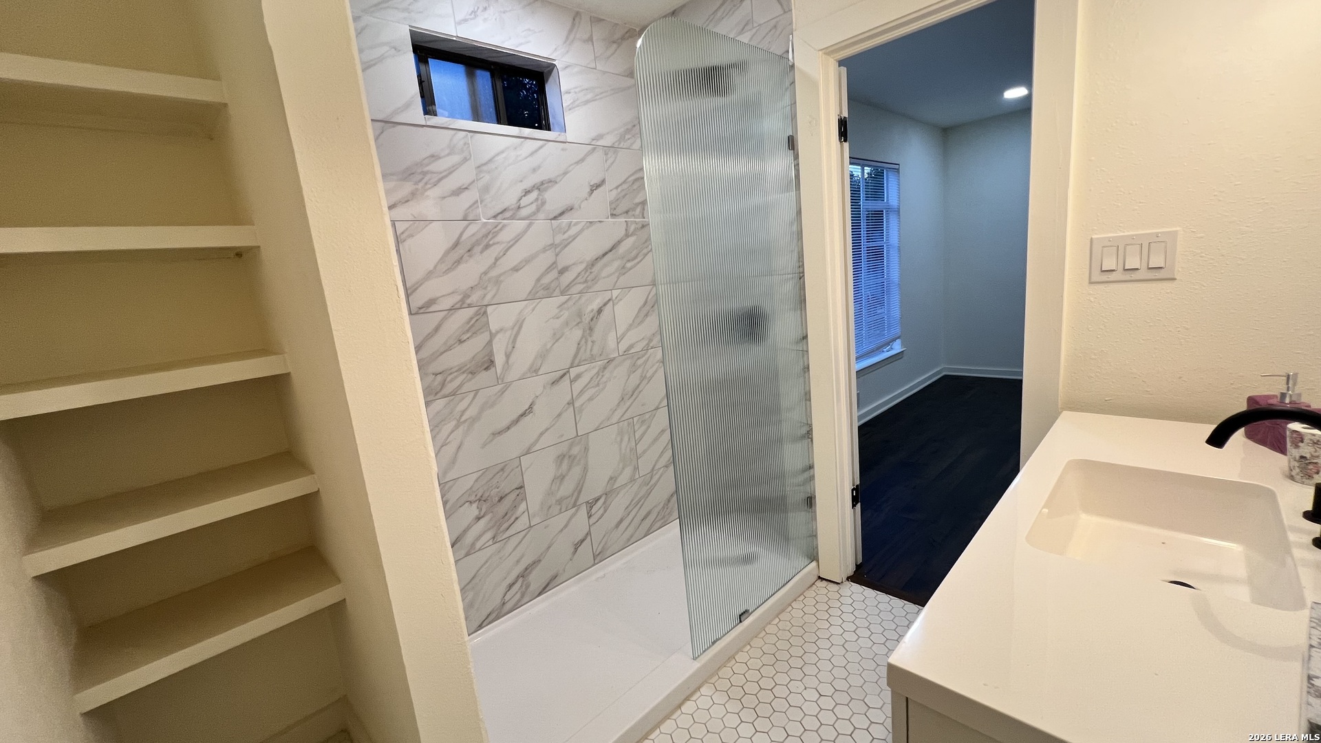 2323 E Crockett Street San Antonio TX 78202