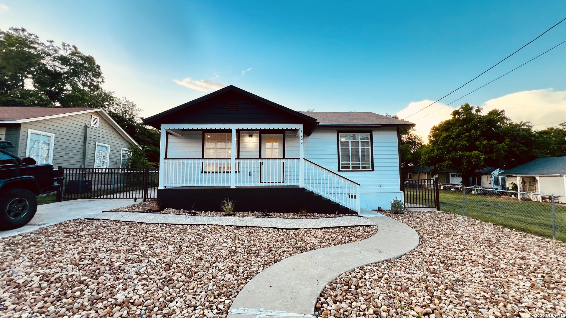 2323 E Crockett Street San Antonio TX 78202