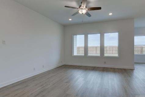 1417 Burrs Ferry Court Seguin TX 78155