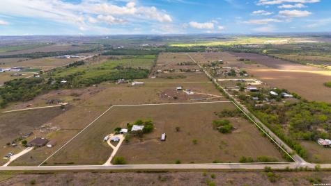 6673 Center Point San Marcos TX 78666