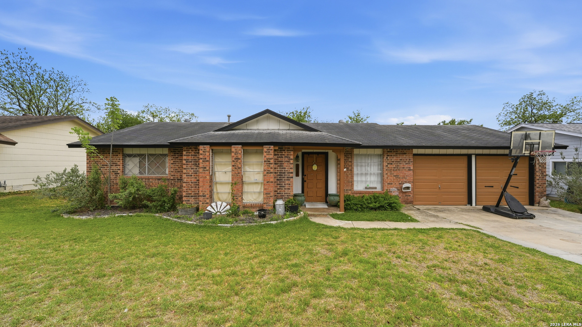 7830 Village Oak Drive Live Oak TX 78233