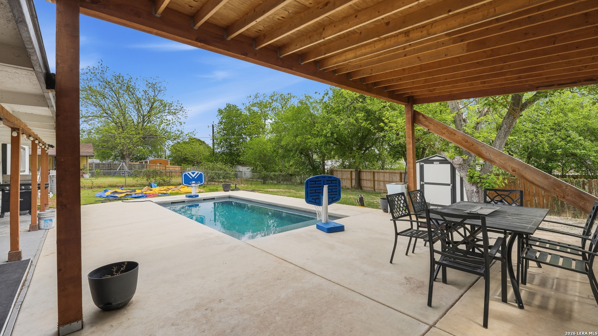 7830 Village Oak Drive Live Oak TX 78233