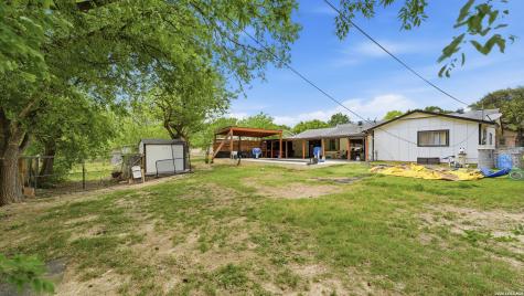 7830 Village Oak Drive Live Oak TX 78233