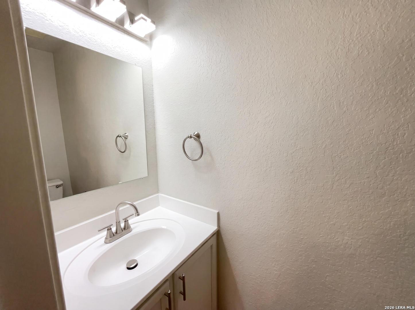 8122 Elktree Pass San Antonio TX 78254