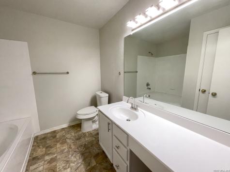 8122 Elktree Pass San Antonio TX 78254