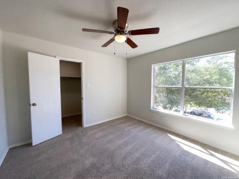 8122 Elktree Pass San Antonio TX 78254