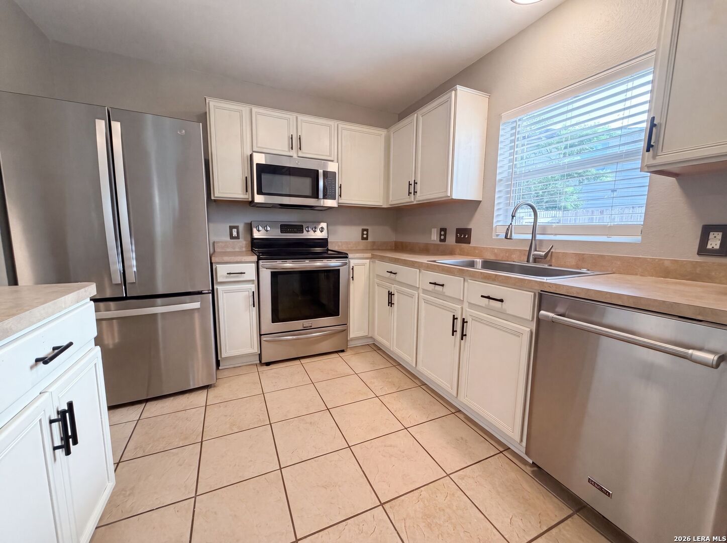 6137 Portchester Schertz TX 78108