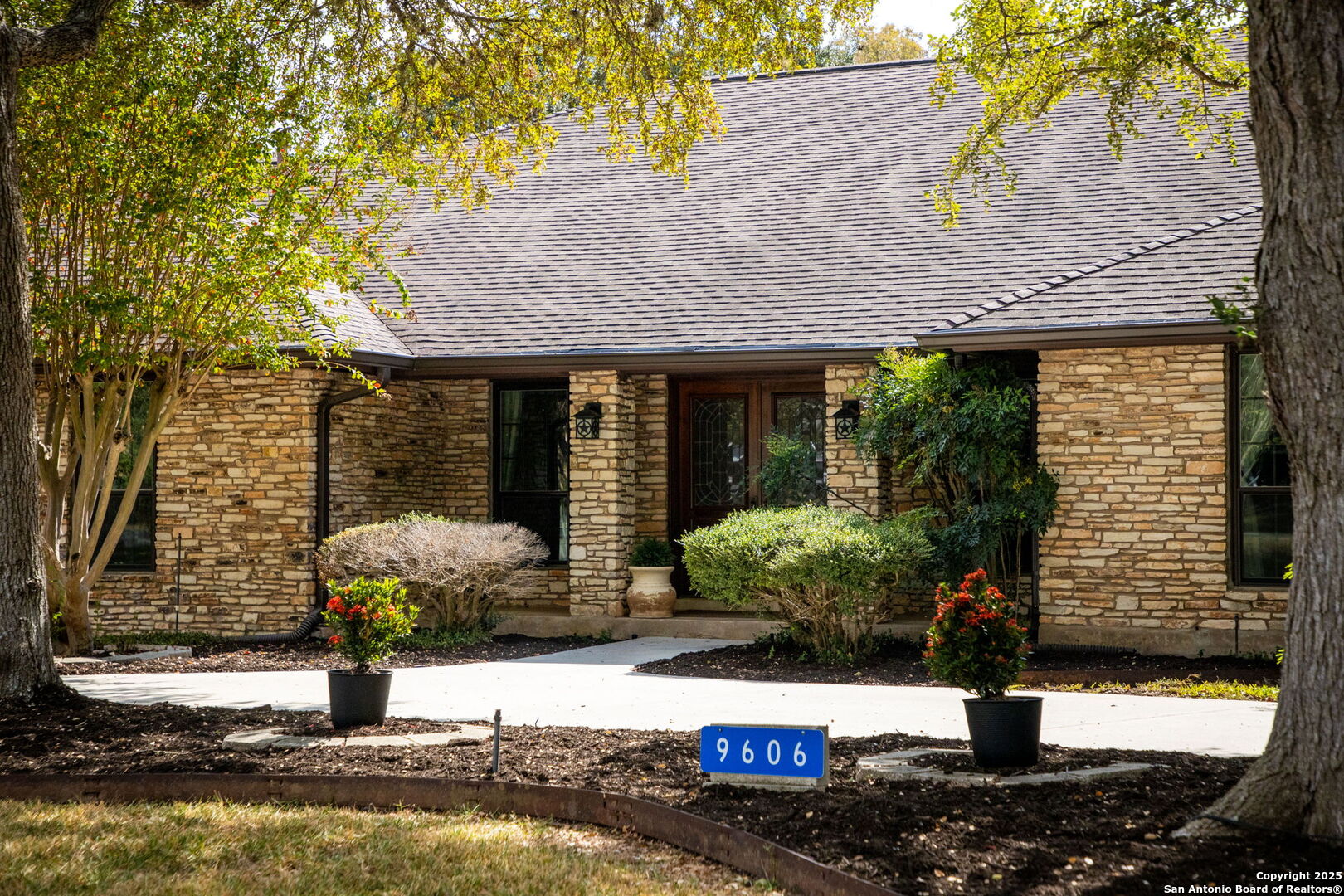 9606 Meadow Rue Garden Ridge TX 78266
