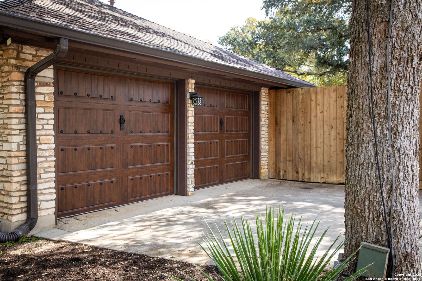 9606 Meadow Rue Garden Ridge TX 78266