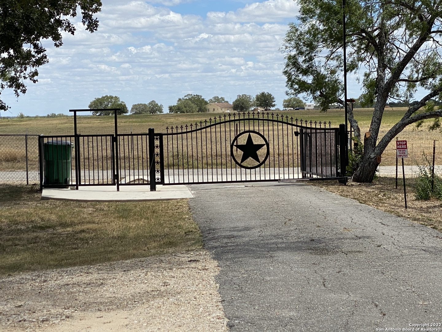 1324 Ilka Road Seguin TX 78155