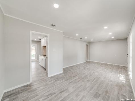 4922 Timber Wind San Antonio TX 78250