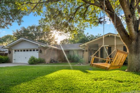 15 Country Club Circle New Braunfels TX 78130