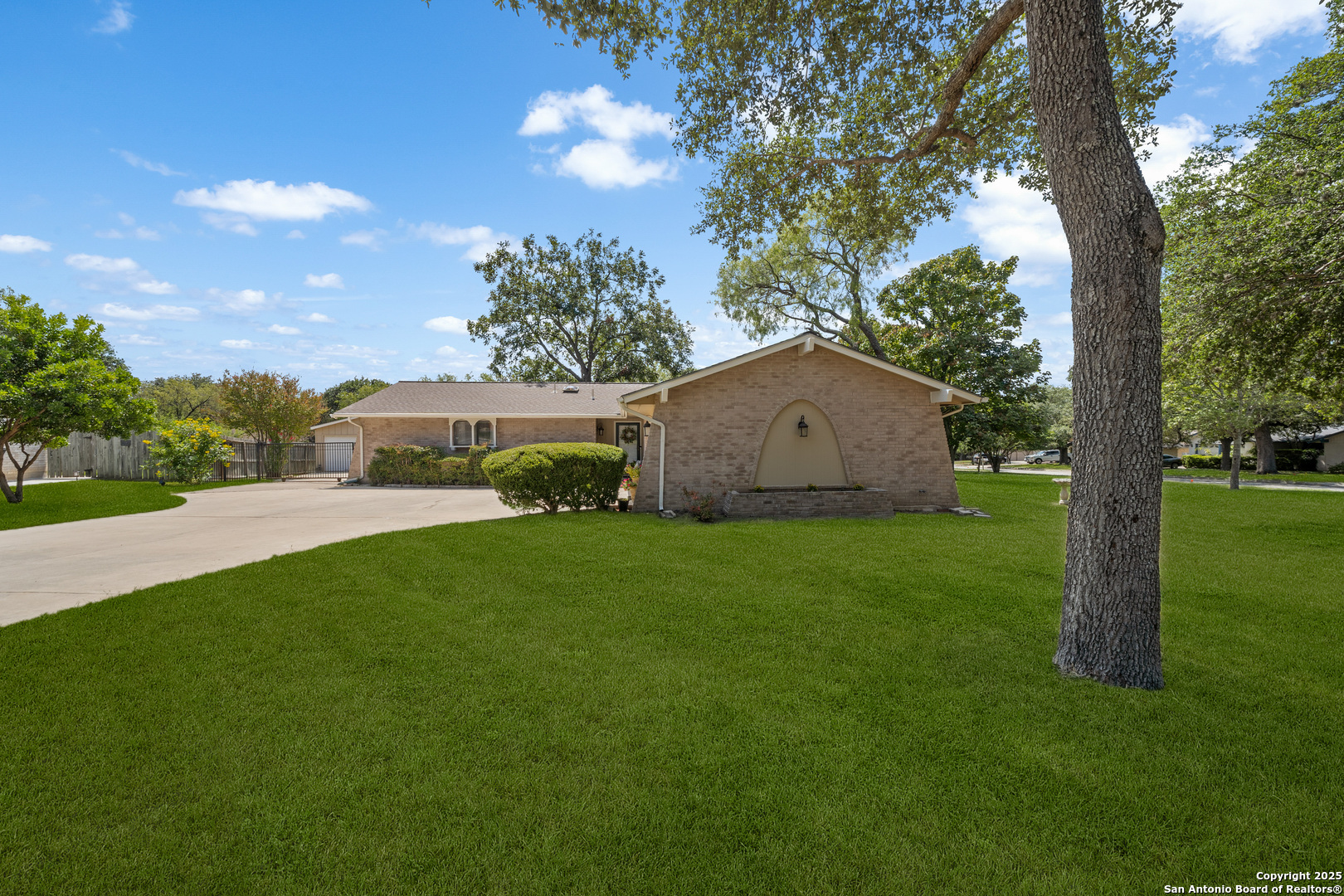5830 Gomer Pyle San Antonio TX 78240