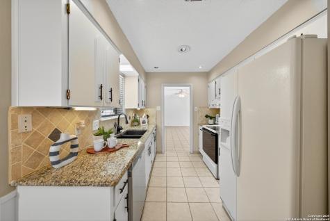 5830 Gomer Pyle San Antonio TX 78240