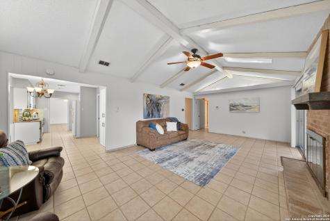 5830 Gomer Pyle San Antonio TX 78240