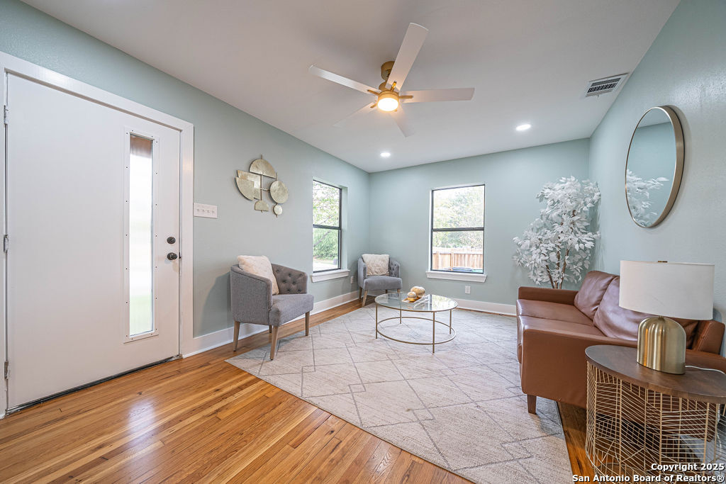 162 New Haven Drive San Antonio TX 78209