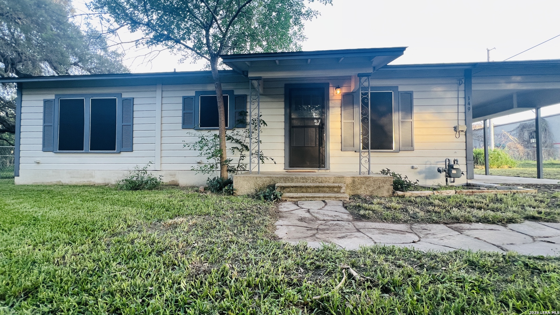 149 Carroll Poth TX 78147