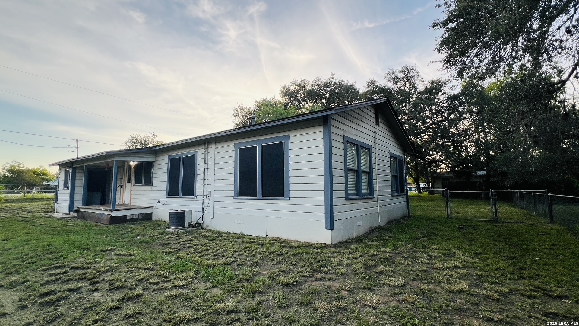 149 Carroll Poth TX 78147