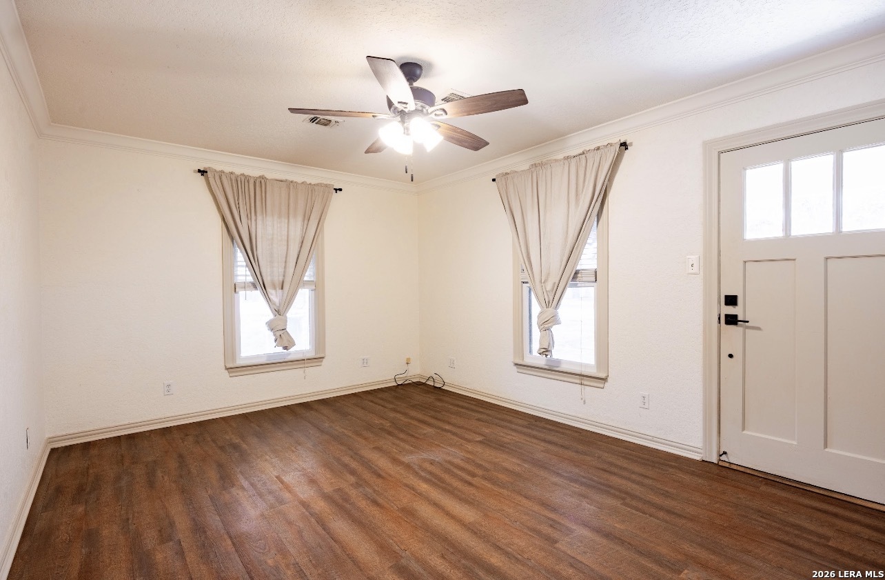 149 Carroll Poth TX 78147