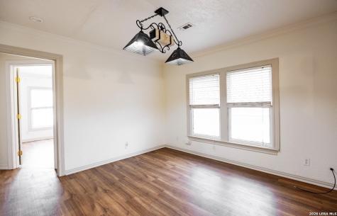 149 Carroll Poth TX 78147