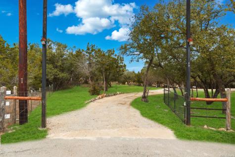 200 Creekwood Court Spring Branch TX 78070