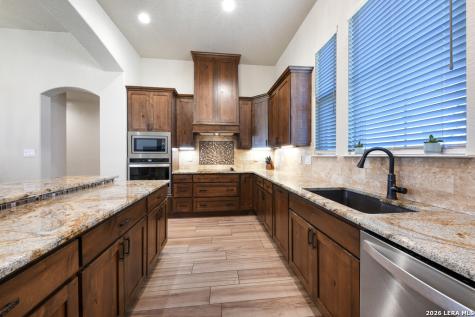105 Bobby Lynn Adkins TX 78101