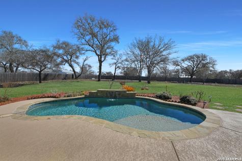 105 Bobby Lynn Adkins TX 78101