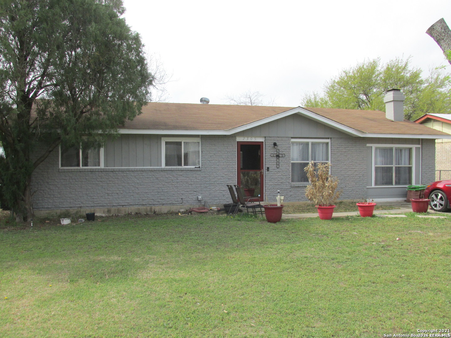 2305 Elaine Drive Hondo TX 78861