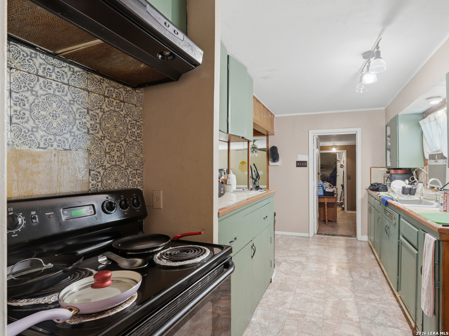 202 Cresham Drive San Antonio TX 78218