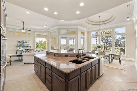 204 Paradise Point Boerne TX 78006
