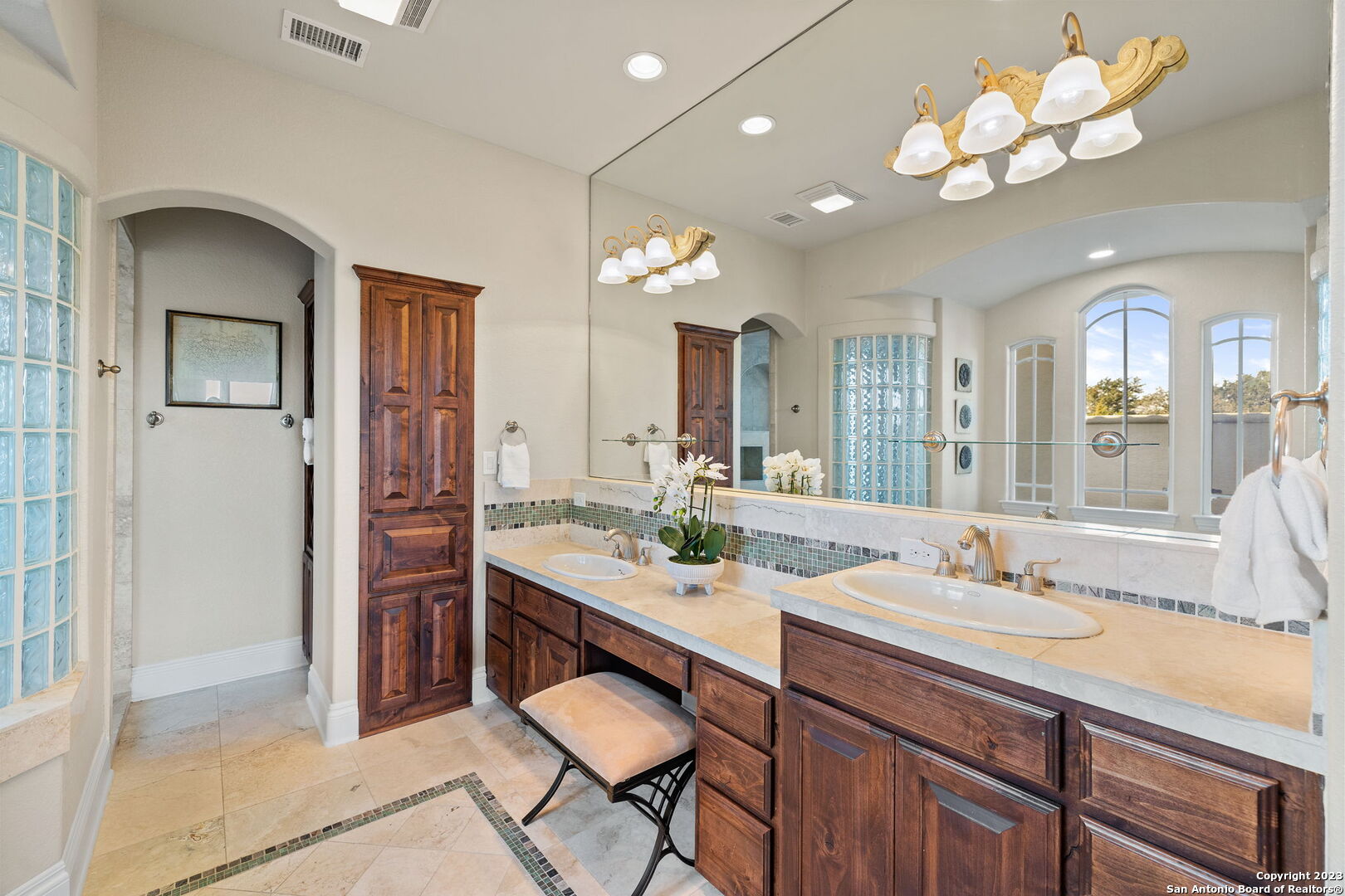204 Paradise Point Boerne TX 78006