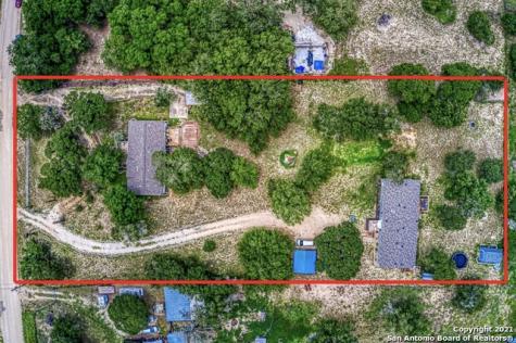 234 Shady Oaks Drive Floresville TX 78114