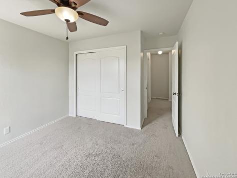 7815 Hedrick Farm San Antonio TX 78239