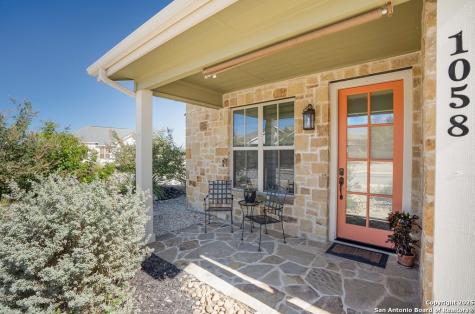 1058 Creswell Lane Kerrville TX 78028