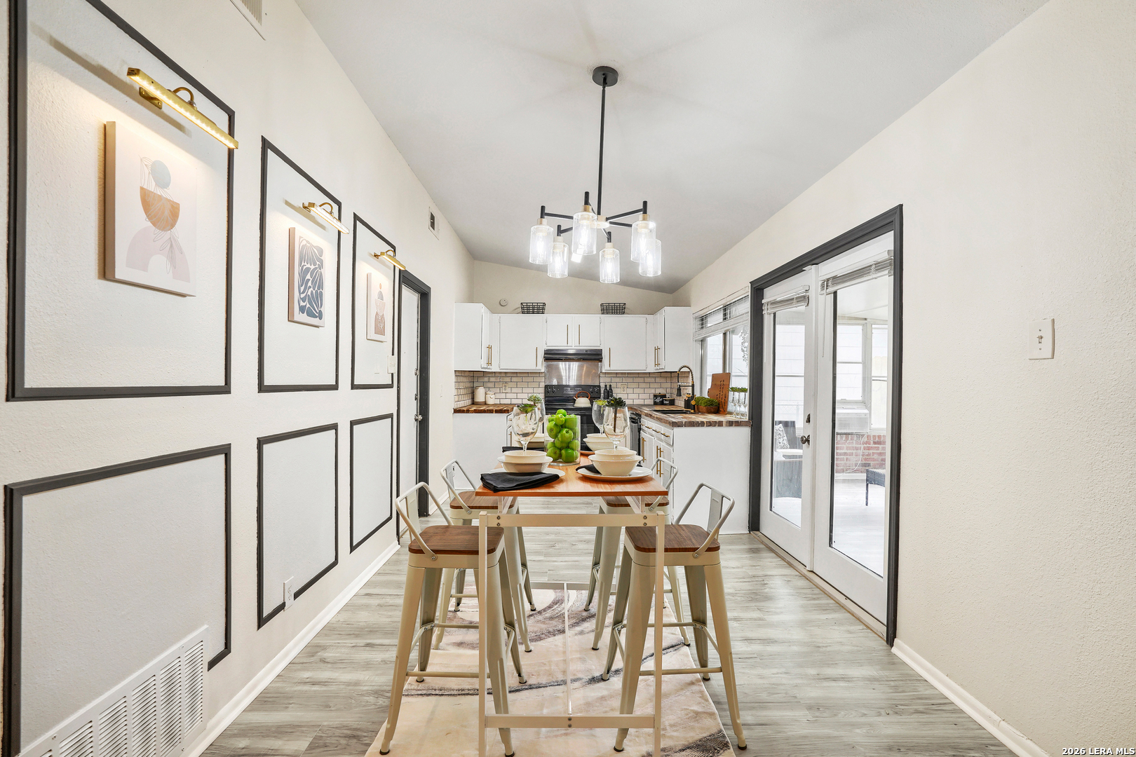 12015 El Sendero Street San Antonio TX 78233