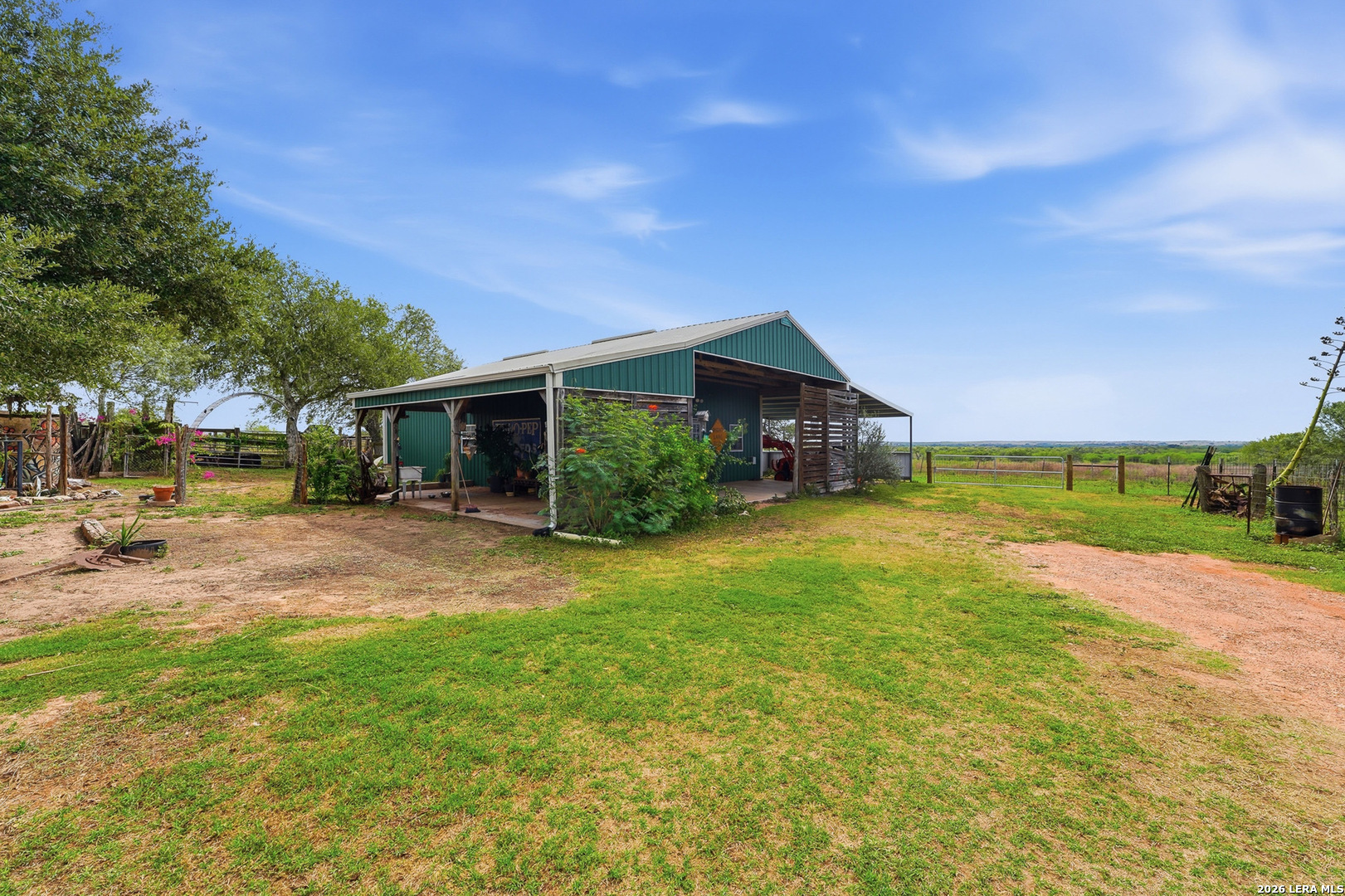3078 State Highway 239 Kenedy TX 78119
