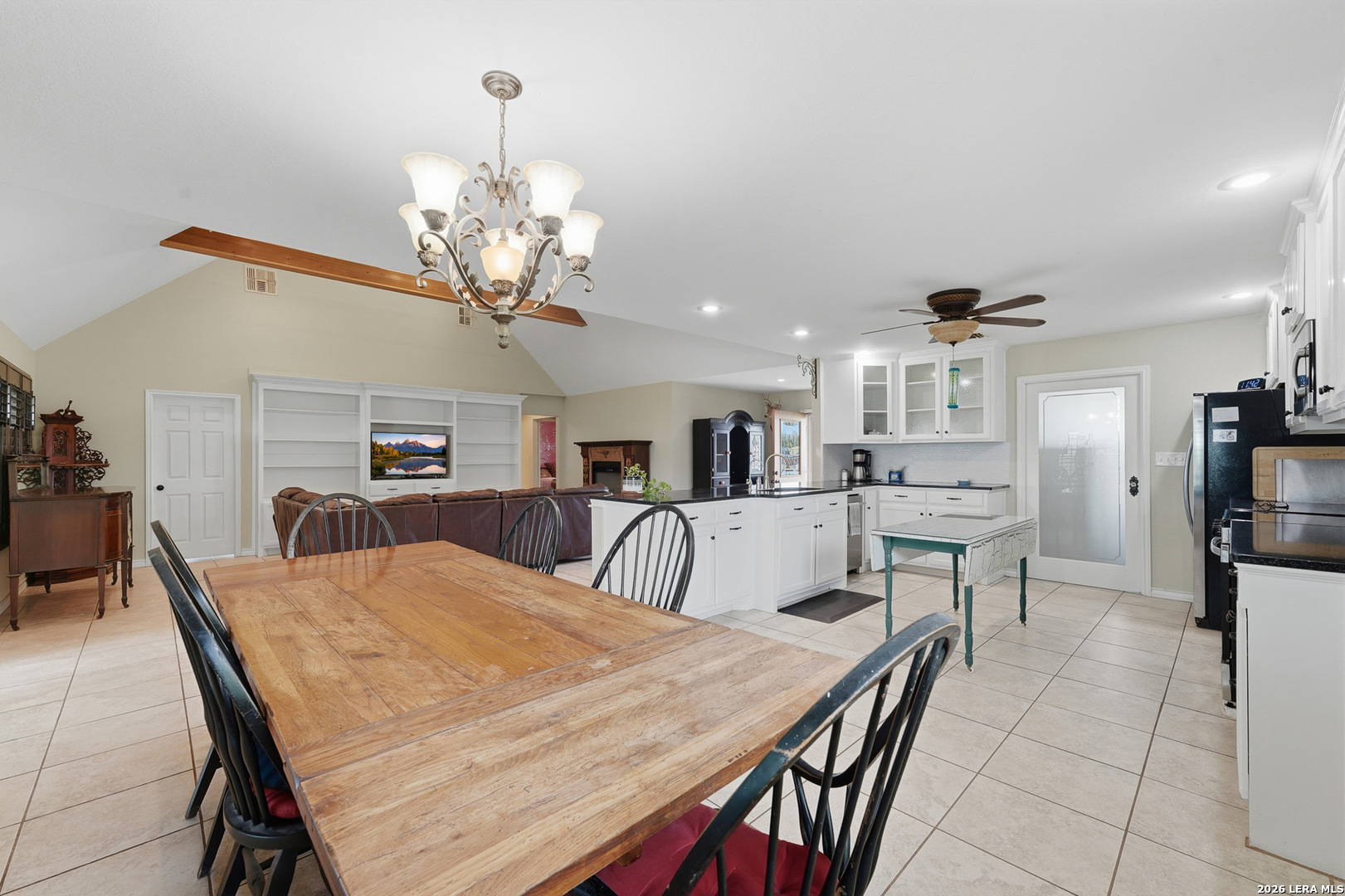3078 State Highway 239 Kenedy TX 78119